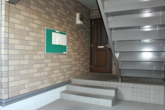 物件外観写真3　(ロビー)