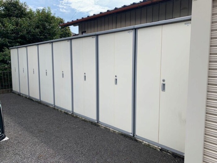 物件内観写真21　(外部物置)