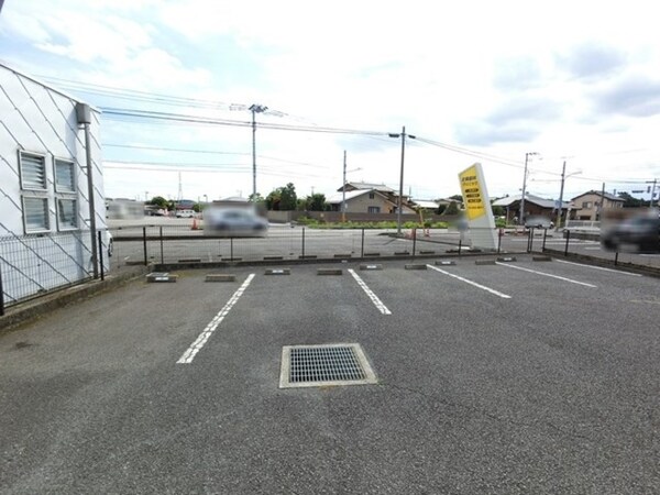 駐車場(駐車場)