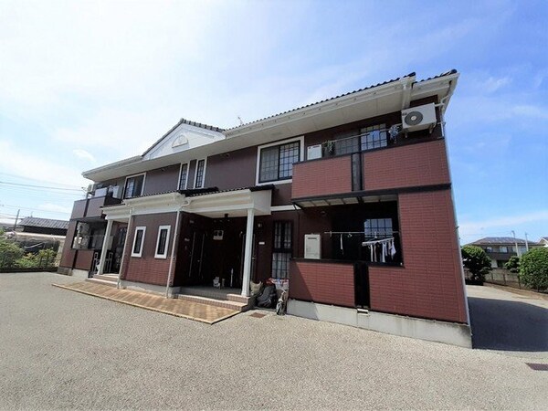 外観(建物外観を気になさる方へ、見た目の良い物件です)