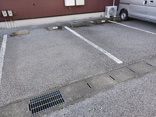 駐車場(駐車場完備です)