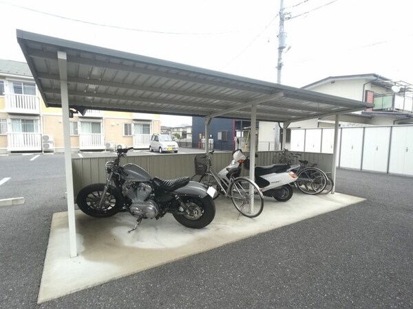 建物設備(駐輪場)