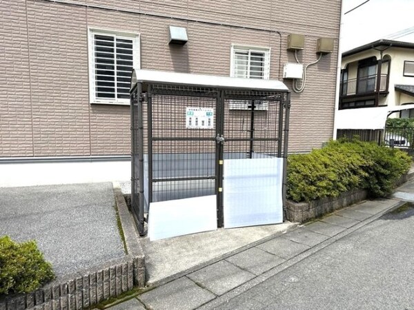 ゴミステーション