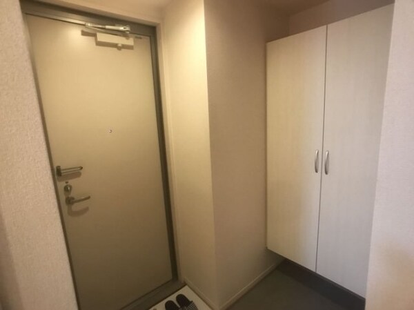 玄関(玄関)
