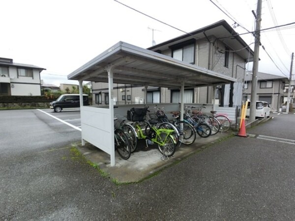 建物設備(駐輪場)