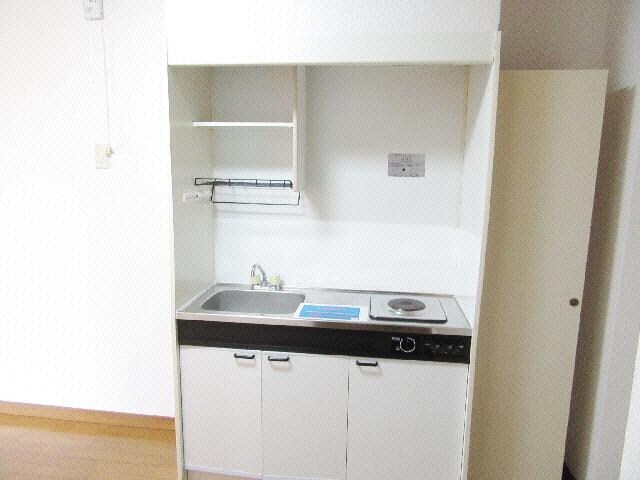 物件内観写真7　(画像は101号室)