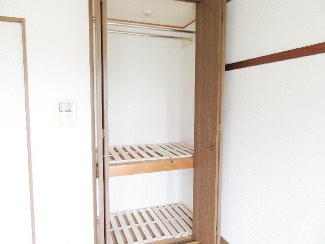 物件内観写真10　(画像は101号室)