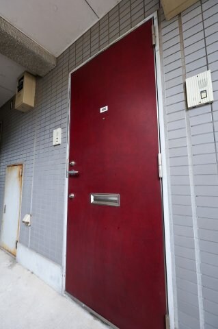 物件内観写真17　(玄関ドア　ダブルロック)