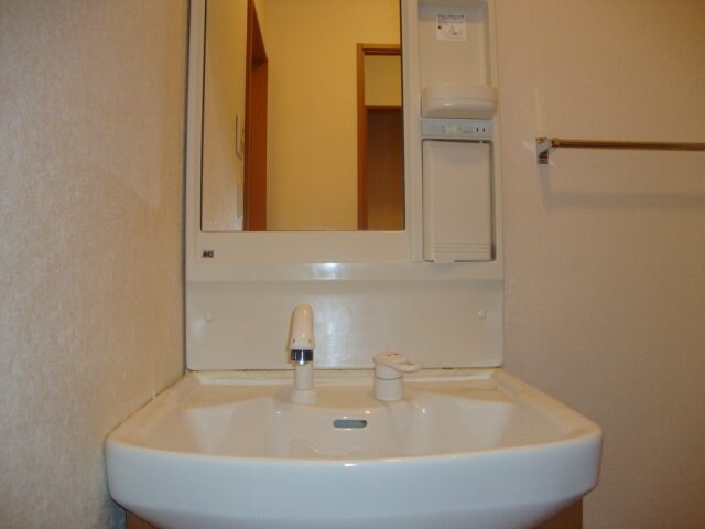 物件内観写真15　(洗髪洗面化粧台)