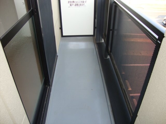 物件内観写真27　(ベランダ)
