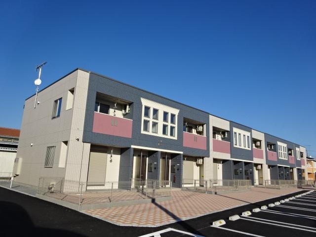 物件外観写真1　(外観写真（昼）)