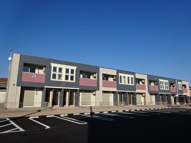 物件外観写真2　(外観写真（昼）)