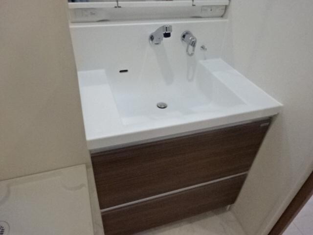 物件内観写真16　(洗髪洗面化粧台)