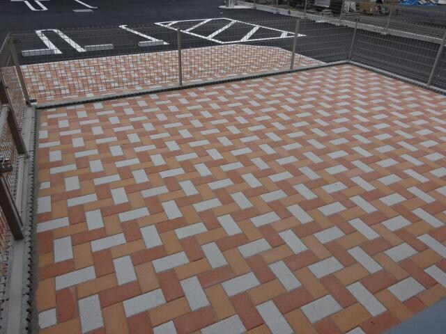 物件内観写真20　(専用庭)