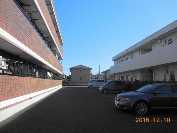 駐車場(駐車場)