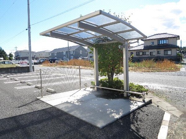 建物設備(駐輪場
積水ハウスのシャーメゾン)