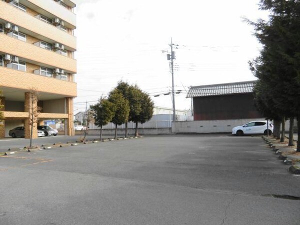 駐車場(駐車場)