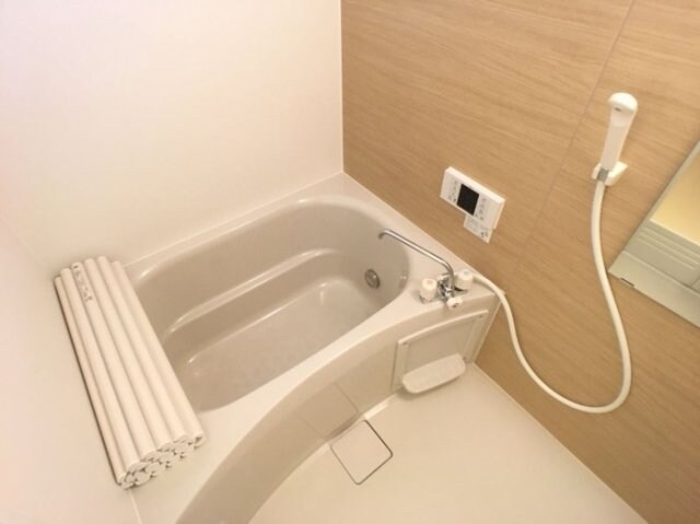 物件内観写真5　(バスルーム)