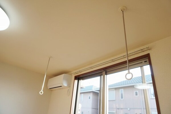 建物設備(室内物干しもついています)