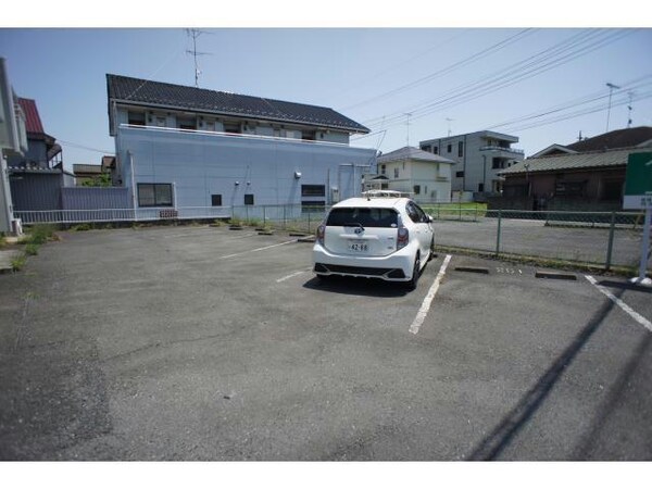 駐車場(駐車場)