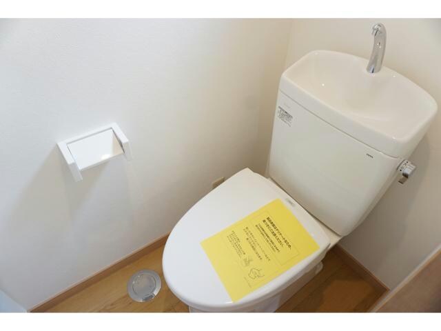 物件内観写真25　(トイレ新品)