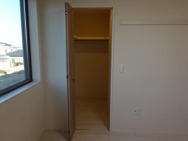 物件内観写真21　(ウォークインクローゼット)