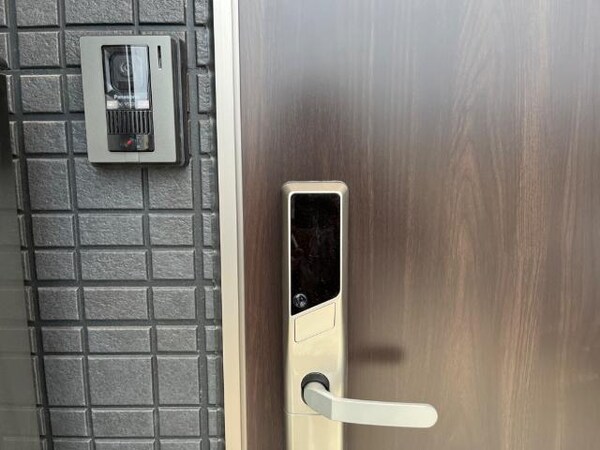 玄関(電子キー)