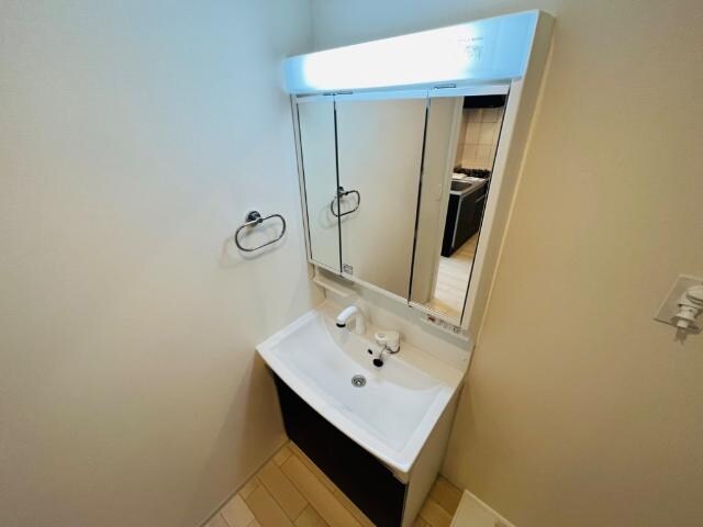 物件内観写真18　(洗髪洗面化粧台（イメージ）)