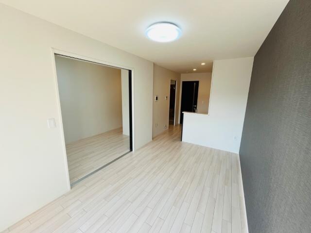 物件内観写真13　(リビング（イメージ）)