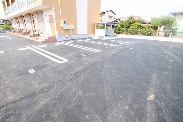 駐車場(駐車場)