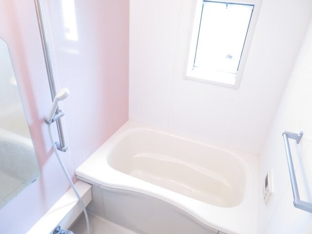 物件内観写真6　(同タイプ別室)