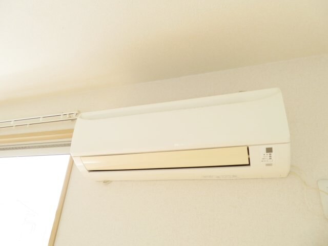 物件内観写真16　(同タイプ別室)