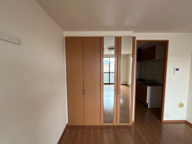 物件内観写真11　(クローゼット)