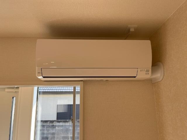物件内観写真16　(リビングエアコン（イメージ）)