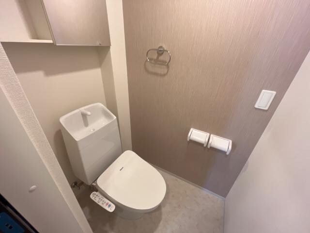 物件内観写真16　(シャワー付トイレ（イメージ）)