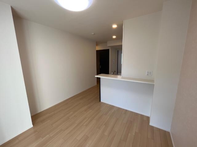 物件内観写真9　(リビング（イメージ）)