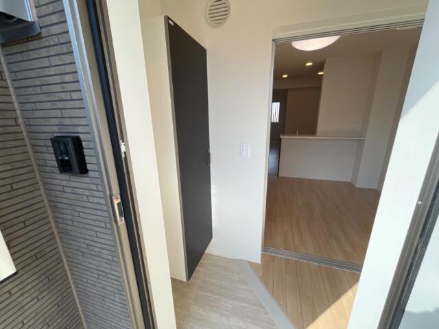 物件内観写真17　(玄関（イメージ）)