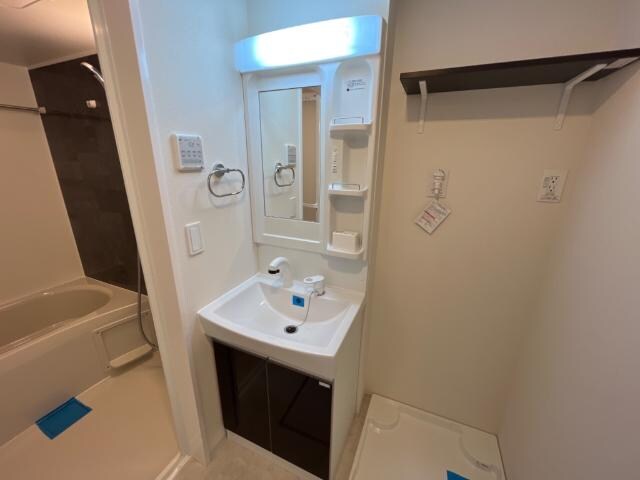 物件内観写真14　(洗髪洗面化粧台（イメージ）)