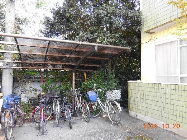 建物設備(駐輪場)