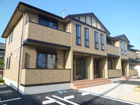 イエロー アイリス Ｂ外観写真