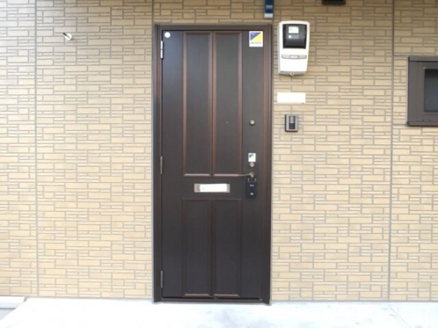 物件外観写真5　(エントランス)