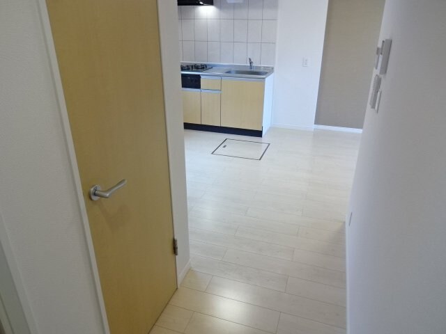 物件内観写真20　(廊下)