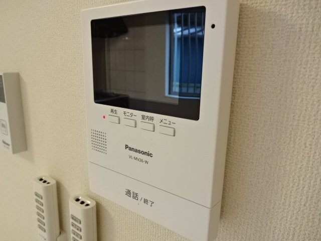 物件内観写真22　(カメラ付インターホン)