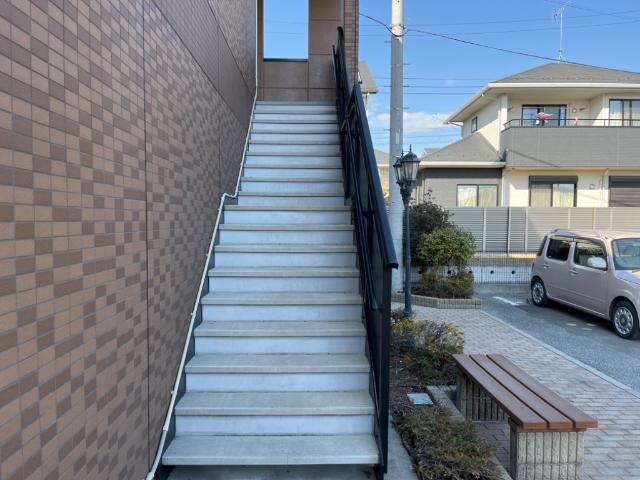 物件内観写真8　(外観写真（昼）)