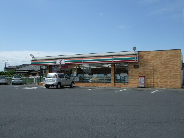 物件外観写真4　(セブンイレブン下館小川店まで1,105ｍ)