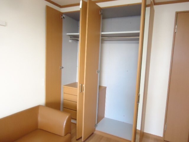 物件内観写真13　(クローゼット)