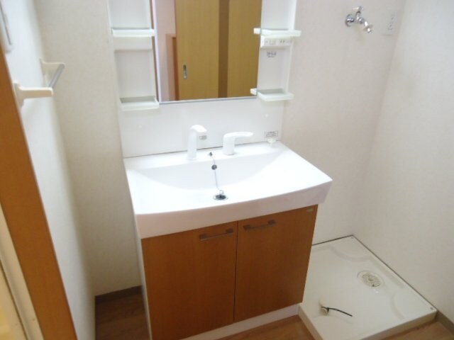 物件内観写真17　(洗髪洗面化粧台)