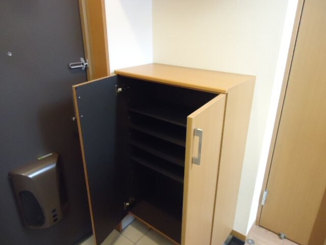 物件内観写真19　(下駄箱)