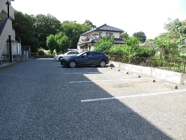 駐車場(駐車場)