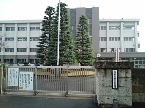 周辺環境(茨城県立結城第二高等学校まで600m)